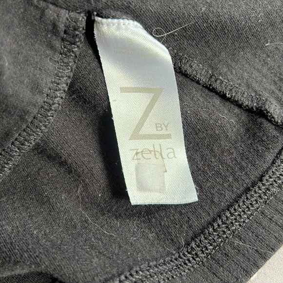 Zella black wrap - Picture 3 of 5